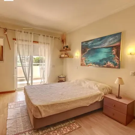 Vacation In بورتيماو