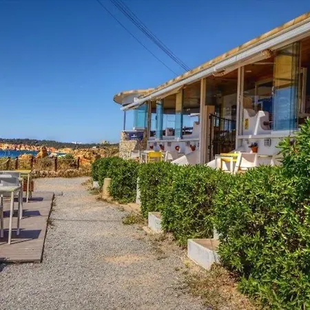 Vacation In بورتيماو